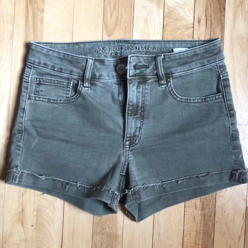 High rise olive green shorts